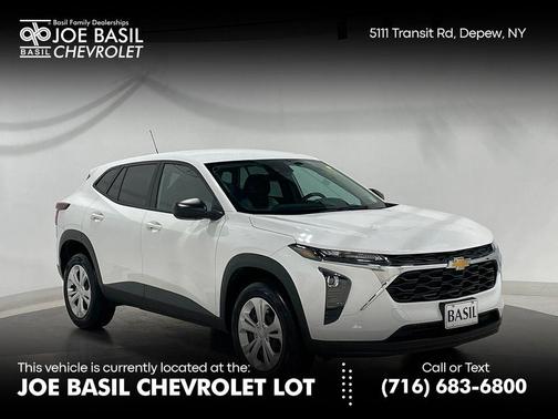 Summit White 2024 Chevrolet Trax LS