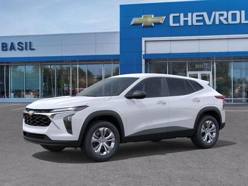 Summit White 2026 Chevrolet Trax LS