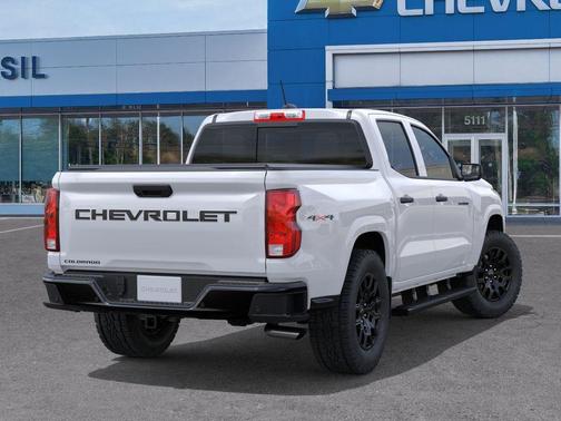 Summit White 2026 Chevrolet Colorado WT