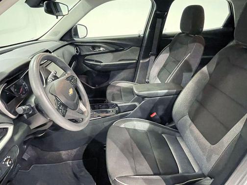 Sterling Gray Metallic 2023 Chevrolet Trailblazer LS