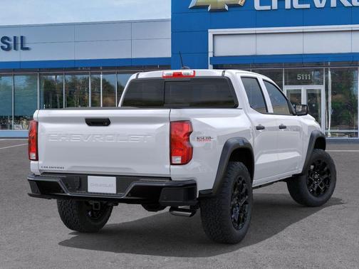 Summit White 2026 Chevrolet Colorado Trail Boss