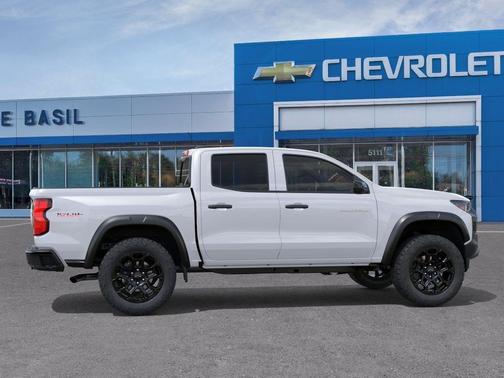 Summit White 2026 Chevrolet Colorado Trail Boss