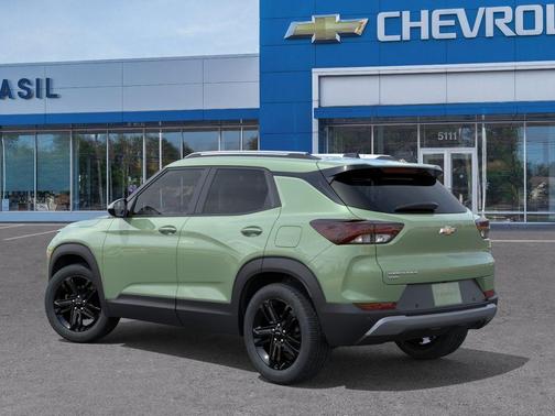 Green 2026 Chevrolet Trailblazer LT