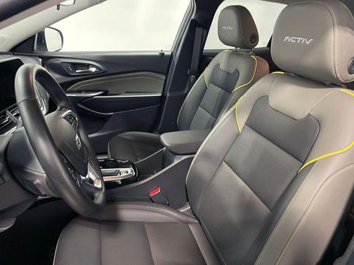 Green 2025 Chevrolet Trax ACTIV
