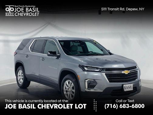 Sterling Gray Metallic 2023 Chevrolet Traverse LS