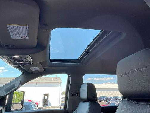 2023 GMC Sierra 2500 Denali