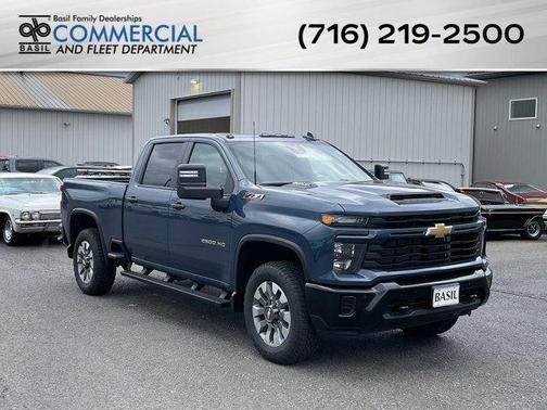 Lakeshore Blue Metallic 2026 Chevrolet Silverado 2500 Custom