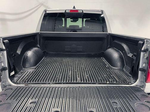 Billet Silver Metallic Clearcoat 2026 RAM 1500 Laramie