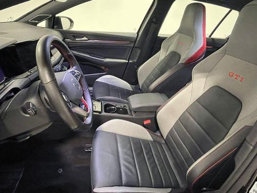 2023 Volkswagen Golf GTI 2.0T SE