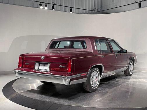 1987 Cadillac Fleetwood d'Elegance