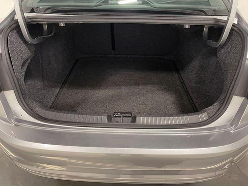 Pyrite Silver Metallic 2021 Volkswagen Jetta 1.4T SEL