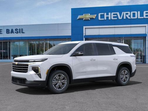 2025 Chevrolet Traverse LT