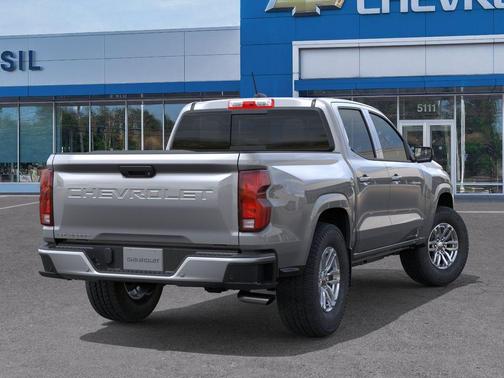 Sterling Gray Metallic 2026 Chevrolet Colorado LT
