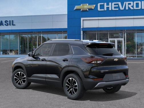 Mosaic Black Metallic 2026 Chevrolet Trailblazer LT