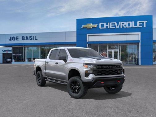 Sterling Gray Metallic 2026 Chevrolet Silverado 1500 Custom Trail Boss