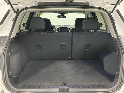 Summit White 2023 GMC Terrain SLE