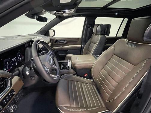 Onyx Black 2026 GMC Yukon XL Denali Ultimate