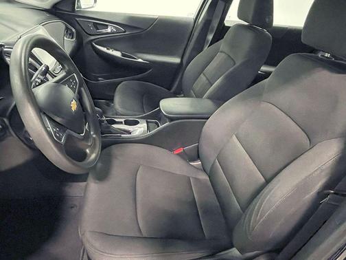 2022 Chevrolet Malibu 1LS