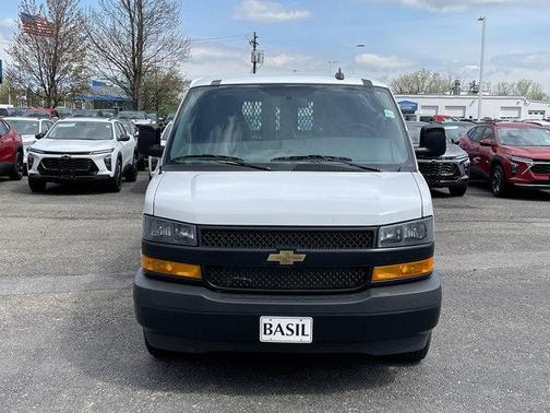 Summit White 2026 Chevrolet Express 2500 Work Van
