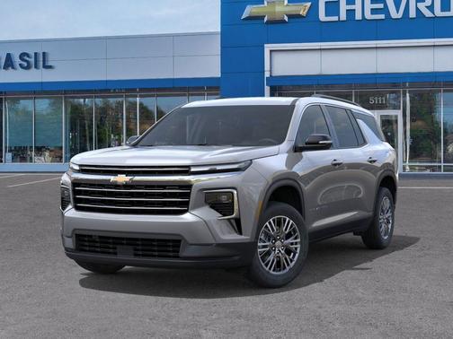 Sterling Gray Metallic 2026 Chevrolet Traverse LT