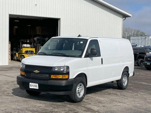 2025 Chevrolet Express 2500 Work Van
