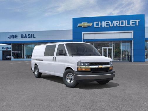 2025 Chevrolet Express 3500 Work Van
