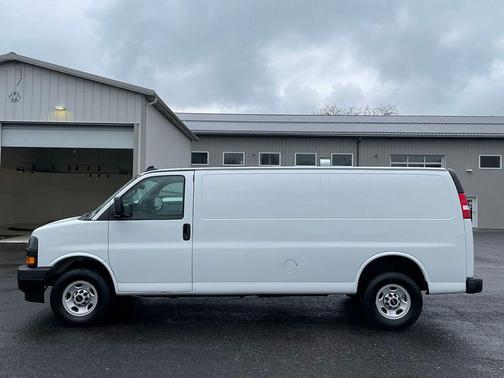 White 2024 GMC Savana 2500 Work Van