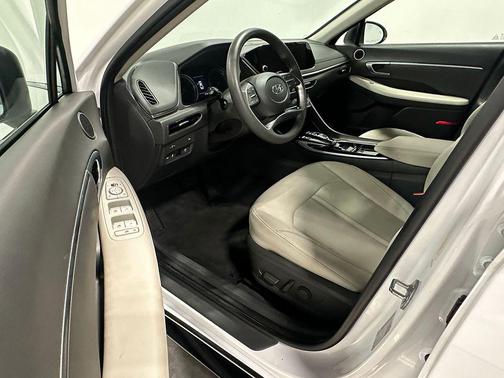 White 2023 Hyundai SONATA SEL
