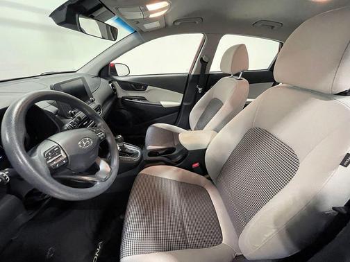 Pulse Red 2022 Hyundai KONA SE