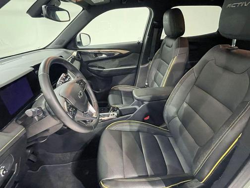 Green 2024 Chevrolet Trailblazer ACTIV