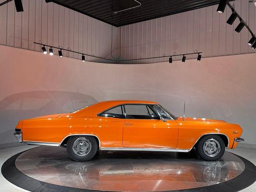 1965 Chevrolet Impala 
