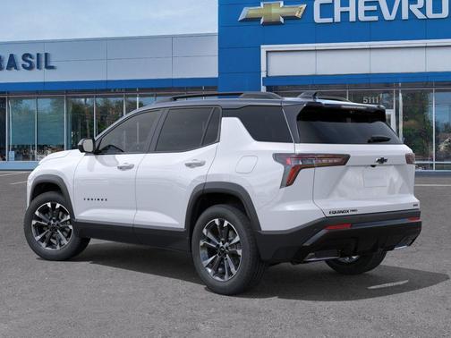 Polar White 2026 Chevrolet Equinox RS