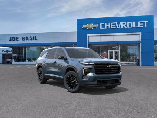 Lakeshore Blue Metallic 2026 Chevrolet Traverse LT