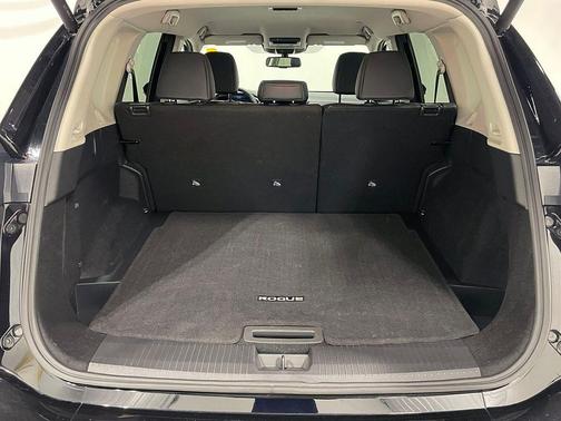 Super Black 2026 Nissan Rogue SL