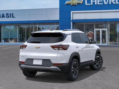 Summit White 2026 Chevrolet Trailblazer LT