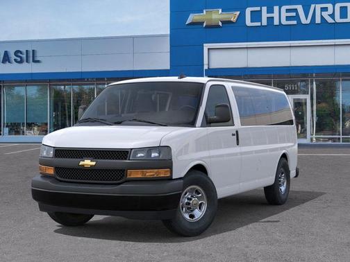 2025 Chevrolet Express 3500 LS