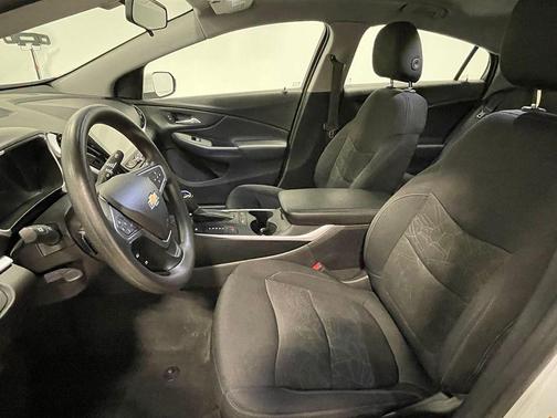 2018 Chevrolet Volt LT