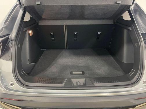 Sterling Gray Metallic 2025 Chevrolet Trax ACTIV
