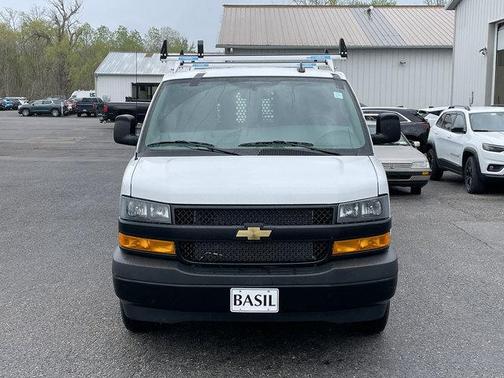 Summit White 2026 Chevrolet Express 3500 Work Van