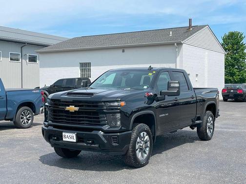 2025 Chevrolet Silverado 2500 Custom
