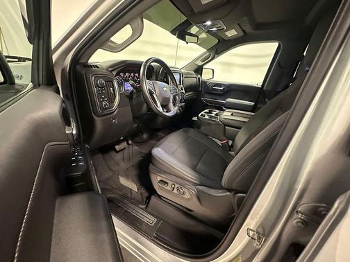 Silver Ice Metallic 2020 Chevrolet Silverado 1500 LT