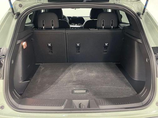 Green 2024 Chevrolet Trax 1RS