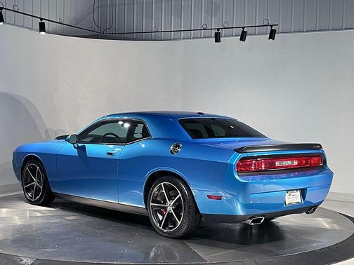 2010 Dodge Challenger SRT8