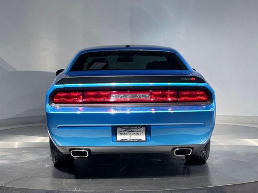 2010 Dodge Challenger SRT8