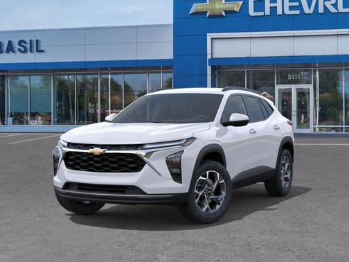 Summit White 2026 Chevrolet Trax LT
