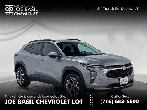 Sterling Gray Metallic 2024 Chevrolet Trax LT