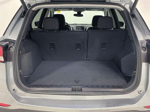 Sterling Gray Metallic 2024 Chevrolet Equinox LT