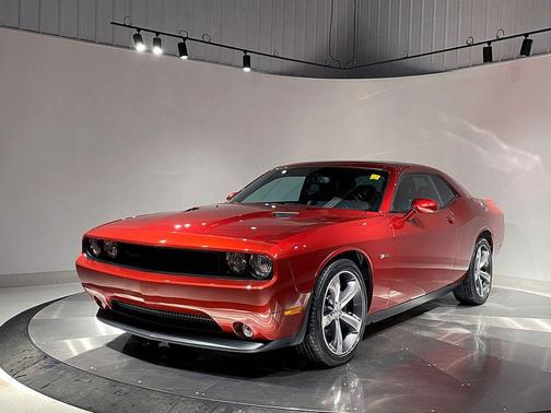 2014 Dodge Challenger SXT