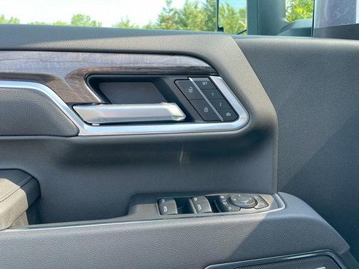 2025 Chevrolet Silverado 2500 LTZ