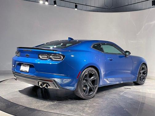 2021 Chevrolet Camaro LT1